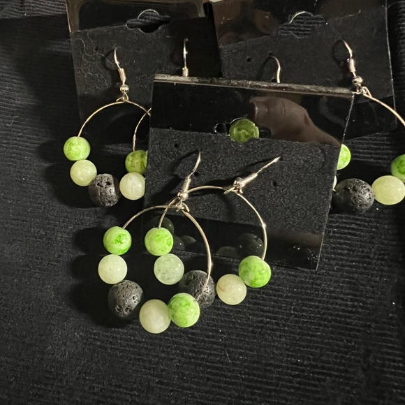 Essential Diffuser Hoop Earrings black & green beads and stones Handmade - Picture 2 of 2